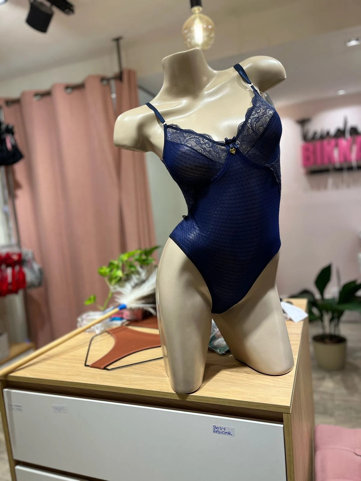 BODY MELIFERA